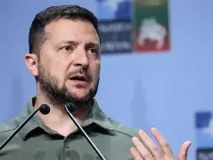 T1血洗TSM,Ruler打出惊人五杀顶尖较量四强赛,成为赛场最大亮点 T1血洗TSM,Ruler打出惊人五杀顶尖较量四强赛,成为赛场最大亮点