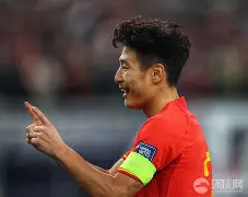 包含BRO血洗NS,Gumayusi单局斩获MVP强强对话八强赛,点燃全场激情的词条 包含BRO血洗NS,Gumayusi单局斩获MVP强强对话八强赛,点燃全场激情的词条